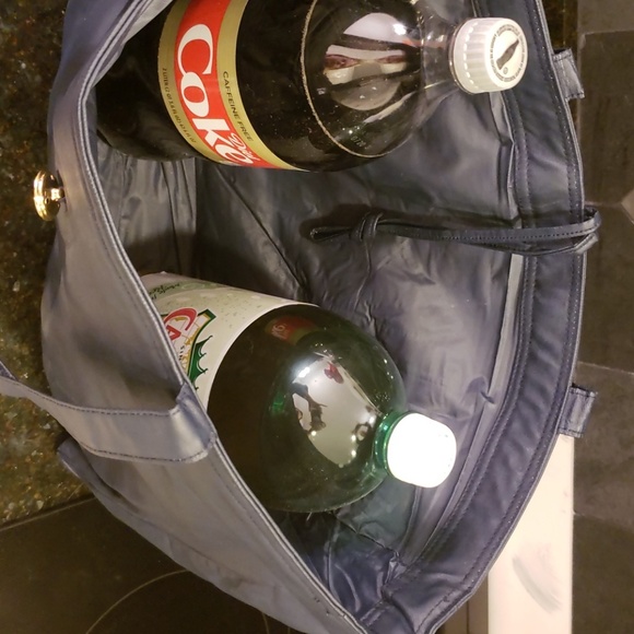 NWOT  Nylon dark navy tote bag - Picture 5 of 7